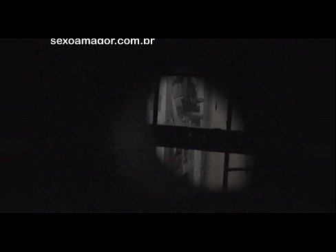 ❤️ Блонди ба таври махфӣ аз ҷониби як сайёҳи ҳамсоя, ки паси хиштҳои холӣ пинҳон шудааст, сабт мешавад ❤ Видео мақъад дар порно tg.robosexshop.ru ❌️
